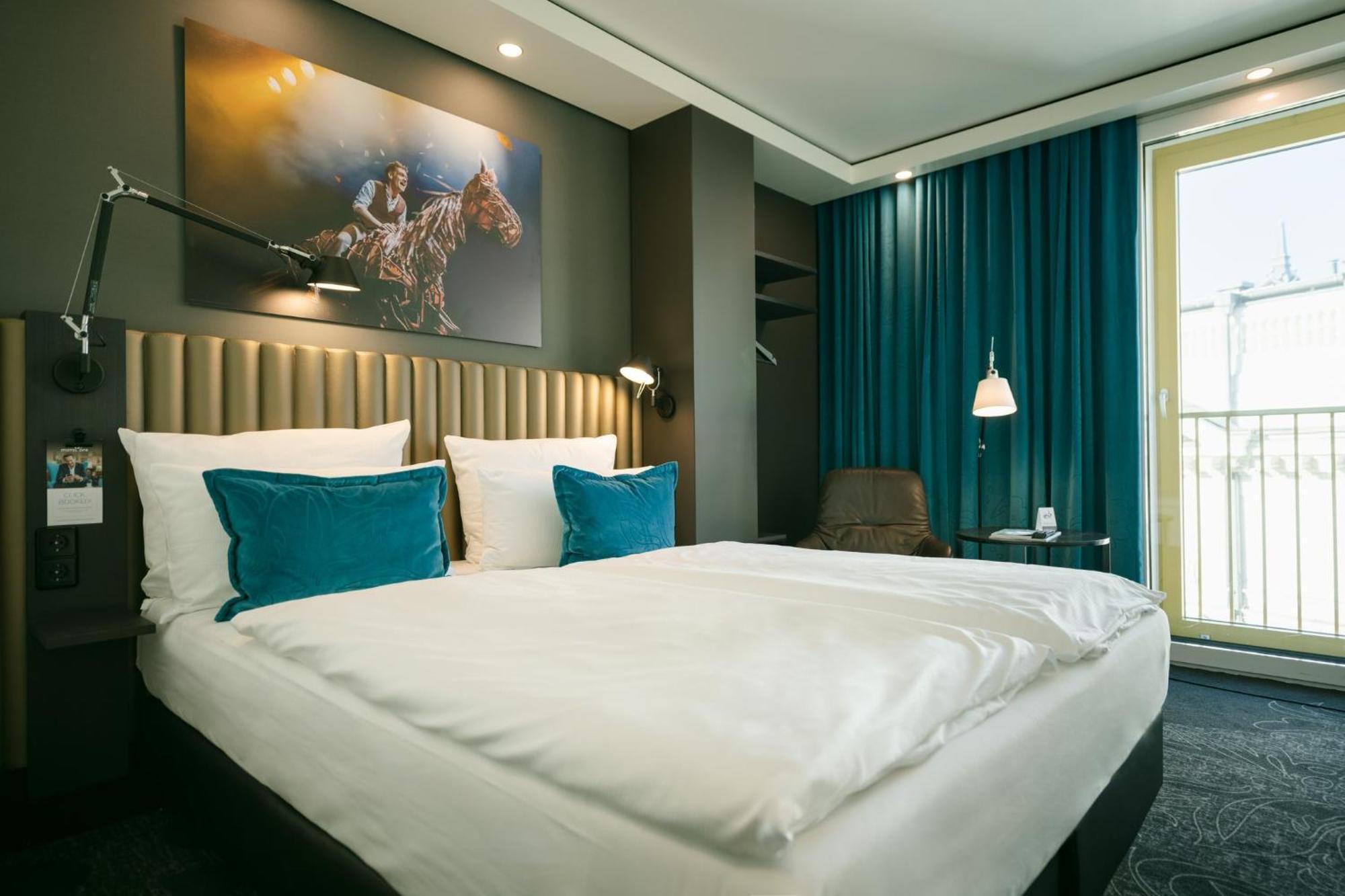 Motel One Berlin Ku'Damm 외부 사진