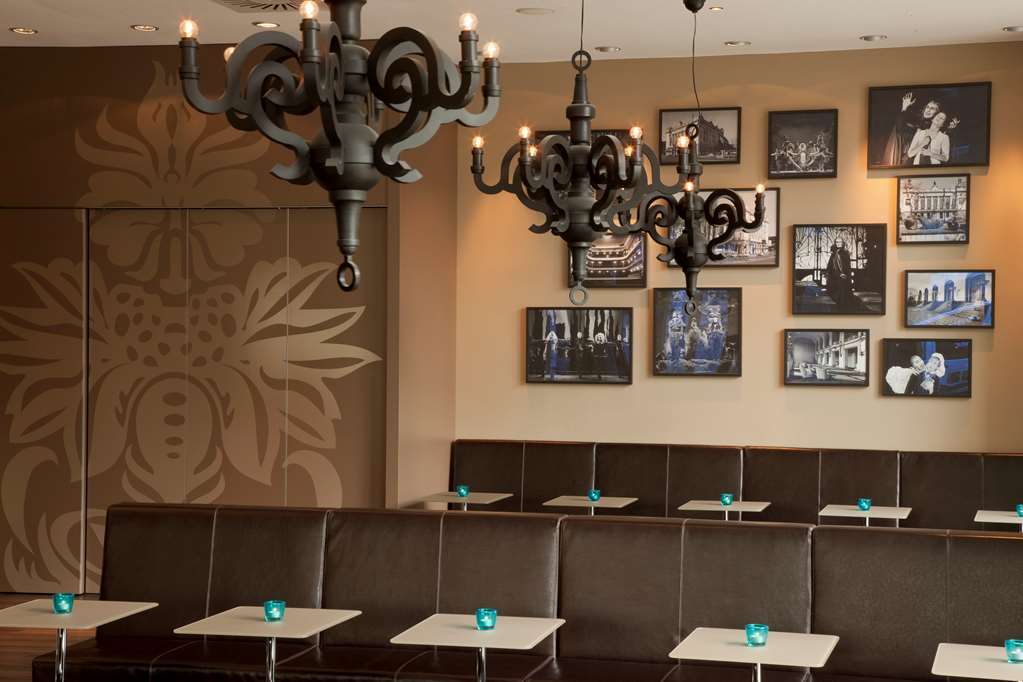 Motel One Berlin Ku'Damm 레스토랑 사진