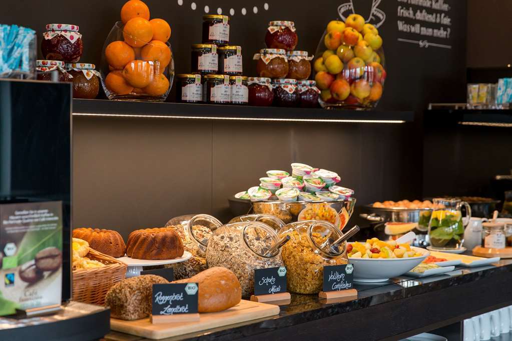 Motel One Berlin Ku'Damm 레스토랑 사진
